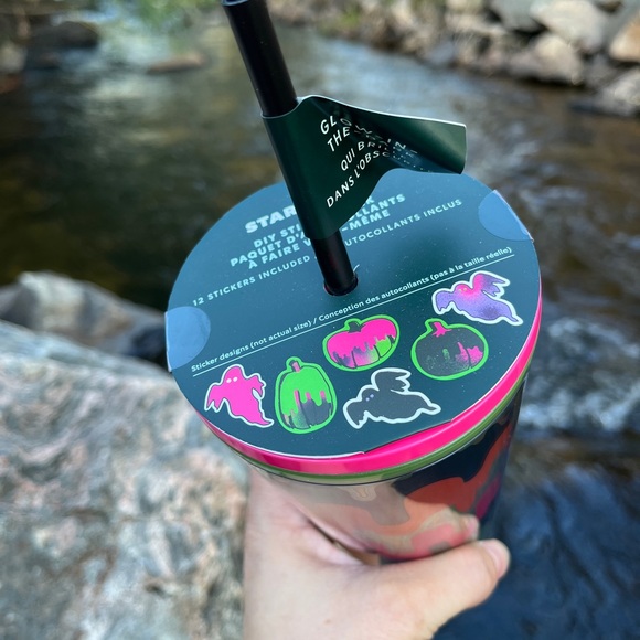 Starbucks Fall 2023 Glow in the Dark Halloween Drippy Sticker Grande Cup - Picture 3 of 4